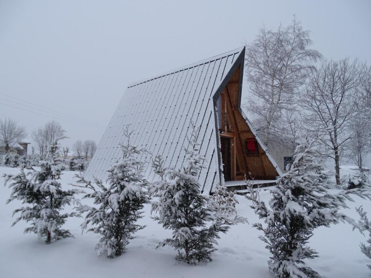 Logis Las Crozas La Cocotte Vernines Экстерьер фото